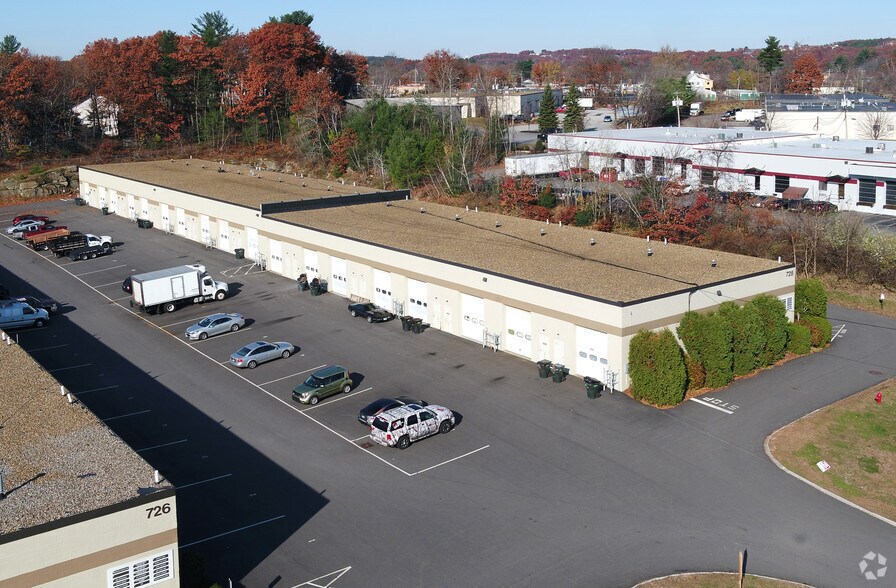 More Photos Of 728 E Industrial Park Dr, Manchester Warehouse For Lease