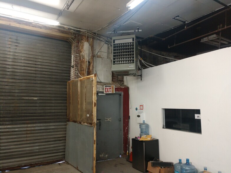 More Photos Of 294-314 Junius St, Brooklyn Warehouse For Lease