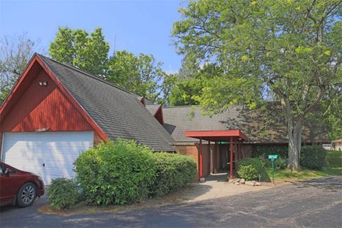 More Photos Of 200 Eastwood Dr, Mount Vernon Storefront Retail Residential For Sale