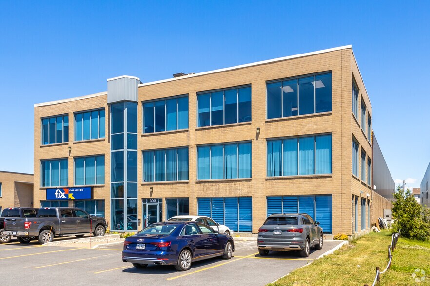 Primary Photo Of 3005 Boul Matte, Brossard Office For Lease