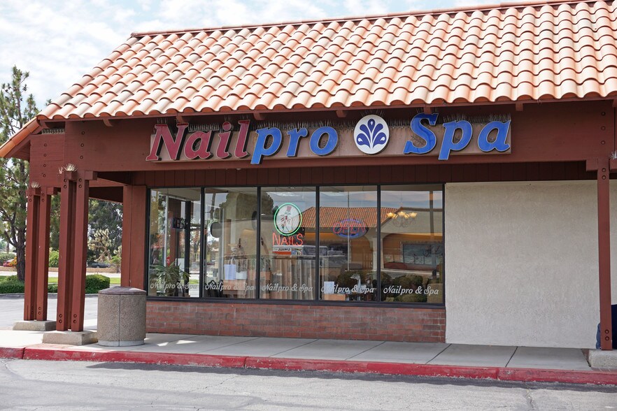 More Photos Of 1915-1989 W Avenue L, Lancaster Unknown For Lease