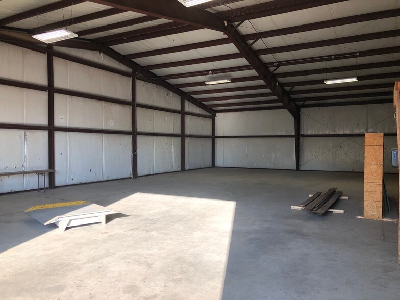 More Photos Of 2260 W Centerton Blvd, Centerton Unknown For Lease