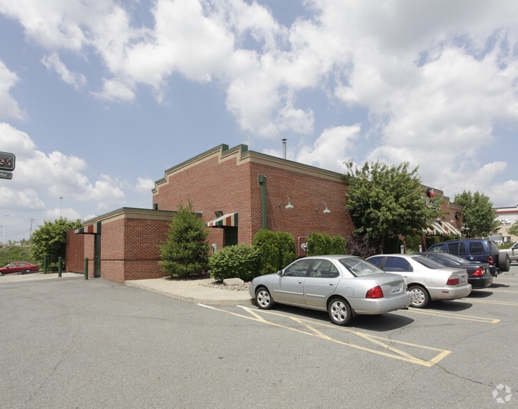 More Photos Of 444-470 Route 211 E, Middletown Unknown For Lease