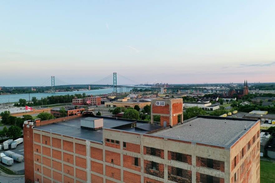 More Photos Of 2030 Howard St, Detroit Industrial For Sale
