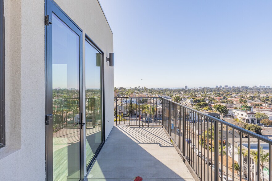 More Photos Of 3943 Oregon St, San Diego Apartments For Sale