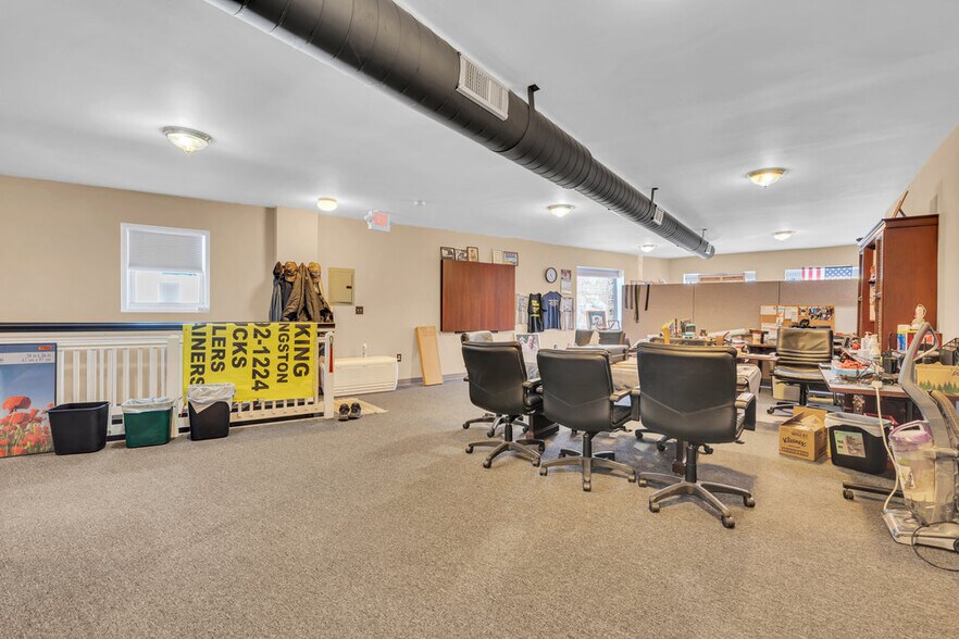 More Photos Of 142 S Livingston Ave, Livingston Unknown For Lease