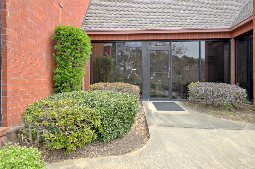 More Photos Of 324 Stevens Entry, Peachtree City Medical For Lease