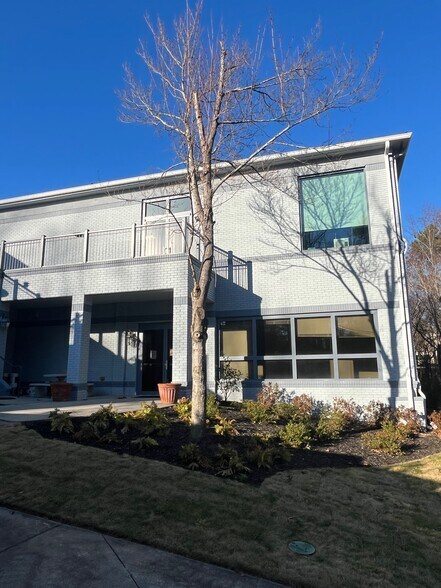 More Photos Of 2145 Duluth Hwy, Duluth Office For Lease