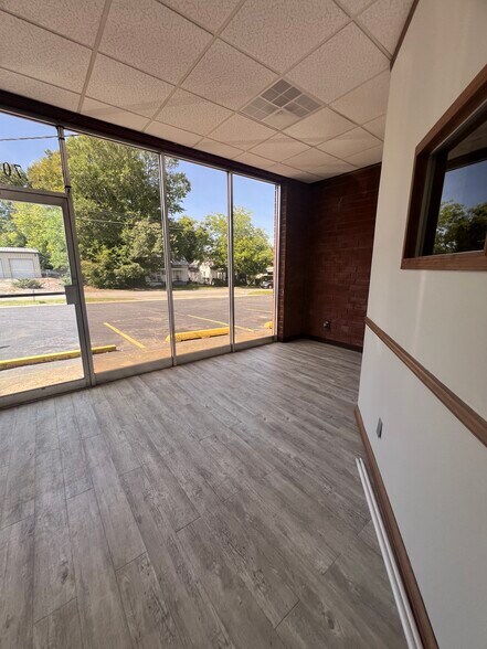 More Photos Of 708 N William St, Goldsboro Light Manufacturing For Lease