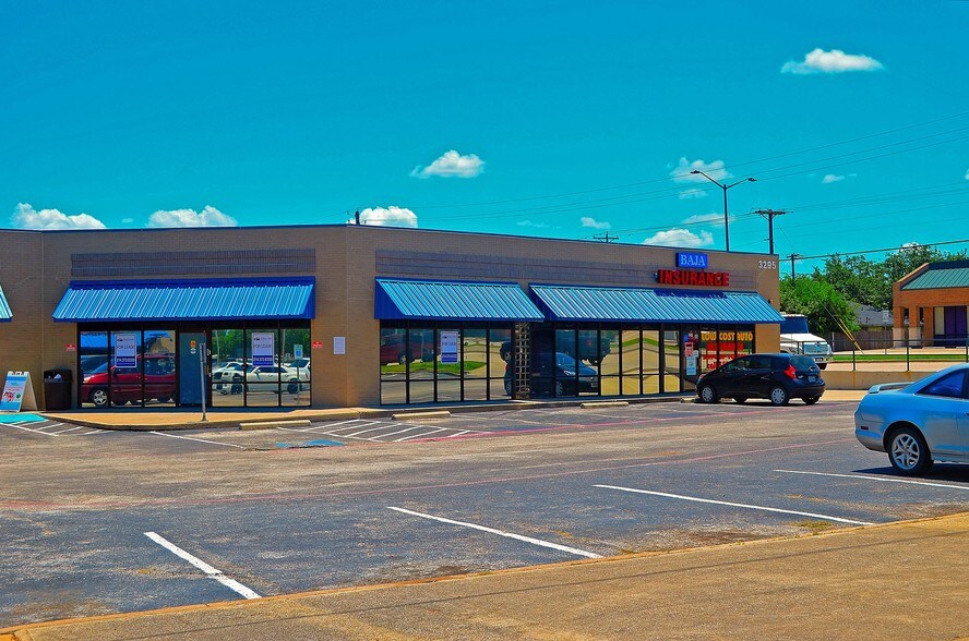 More Photos Of 3295 S Cooper St, Arlington Unknown For Lease