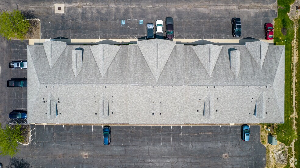 More Photos Of 3791-3809 Attucks Dr, Powell Unknown For Lease