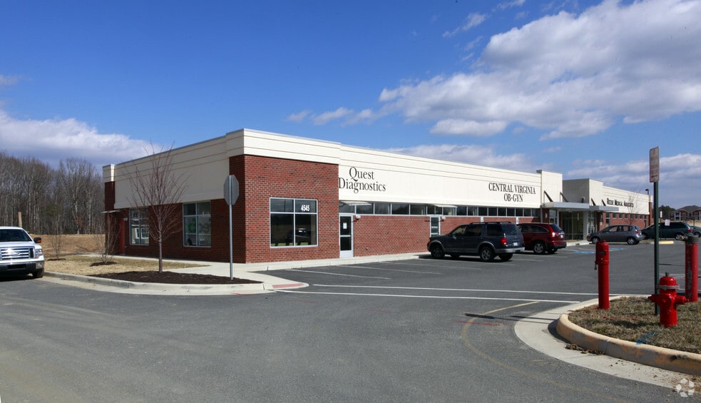 More Photos Of 4541-4545 Spotsylvania Pky, Fredericksburg Medical For Lease