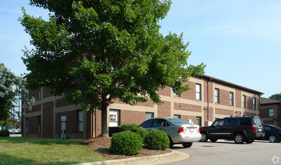 More Photos Of 5300 Six Forks Rd, Raleigh Medical For Lease