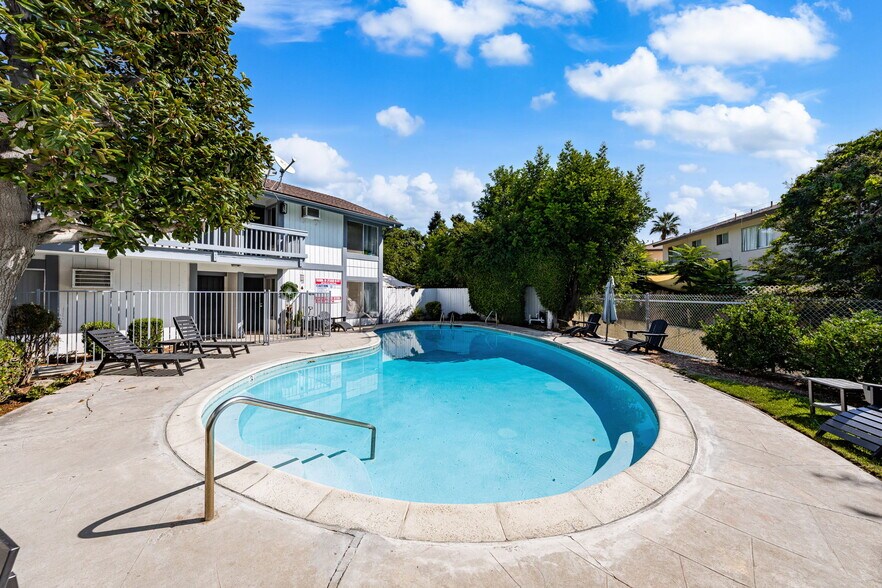 More Photos Of 111 Stanford Ave, Fullerton Apartments For Sale