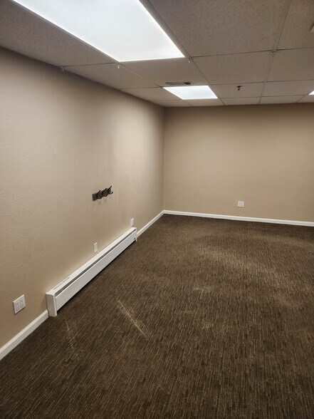 More Photos Of 11811 Upham St, Broomfield Warehouse For Lease