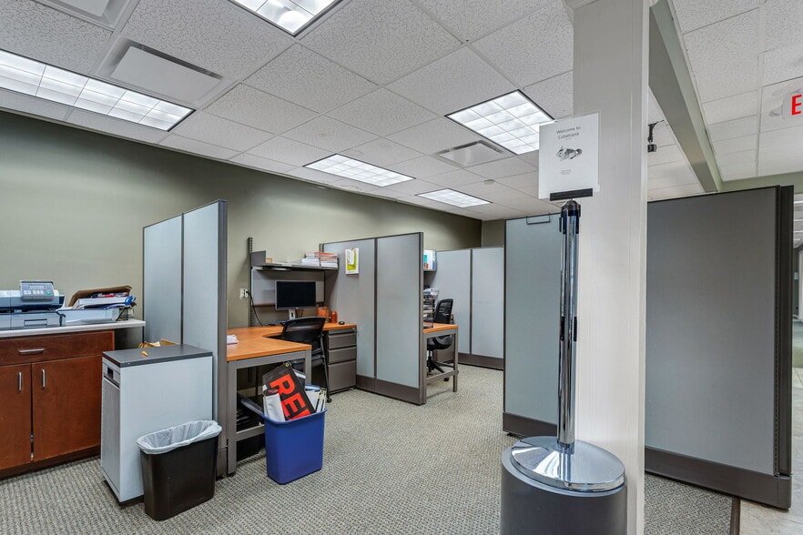 More Photos Of 280 Commonwealth Dr, Greenville Bank For Sale