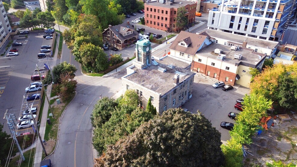 More Photos Of 70 Mill St, Halton Hills Apartments For Sale