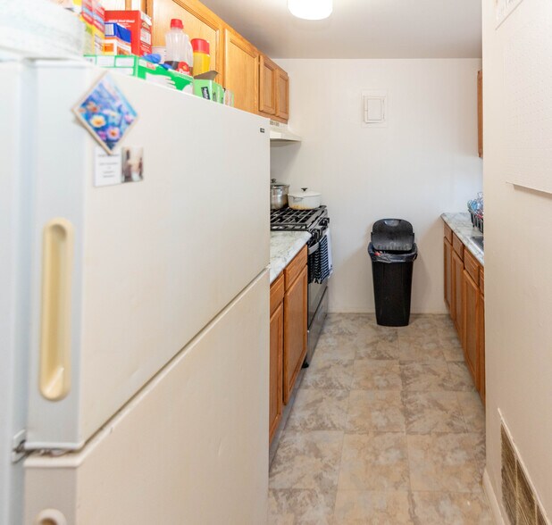 More Photos Of 1214 Walker Ave, Baltimore Apartments For Sale