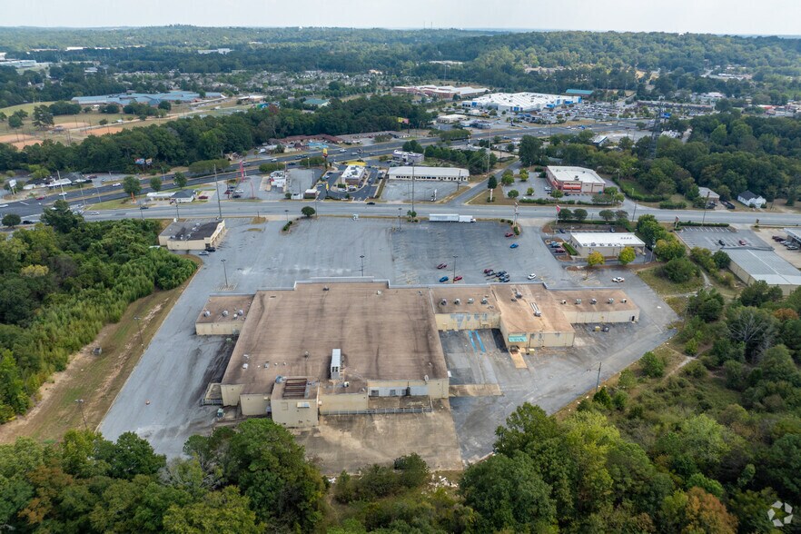 More Photos Of 1607 S Lumpkin Rd, Columbus General Retail For Sale