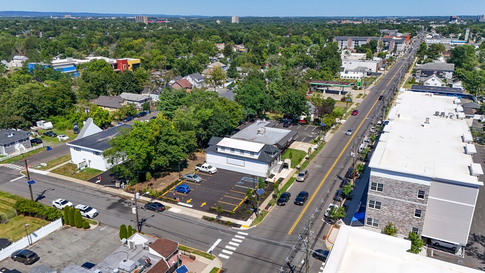 More Photos Of 831 Hamilton St, Somerset Freestanding For Sale