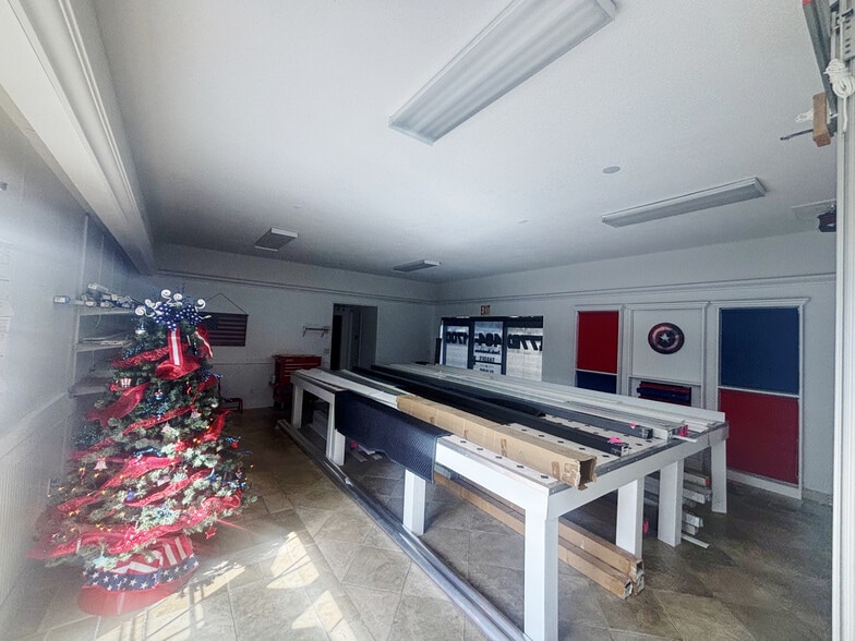 More Photos Of 320 S Federal Hwy, Stuart Freestanding For Lease