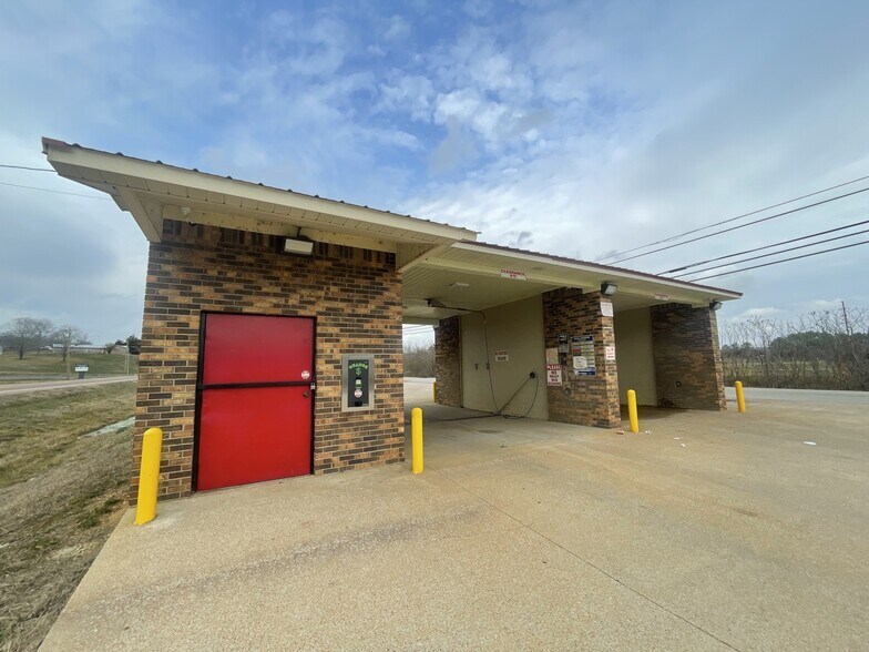 More Photos Of 7549 Elkton Pike, Elkton General Retail For Sale