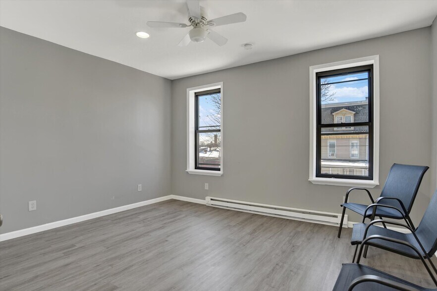 More Photos Of 33 S 18th St, Harrisburg Apartments For Sale