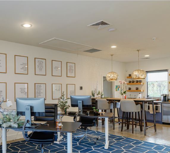 More Photos Of 400 Sugartree Ln, Franklin Office For Sale