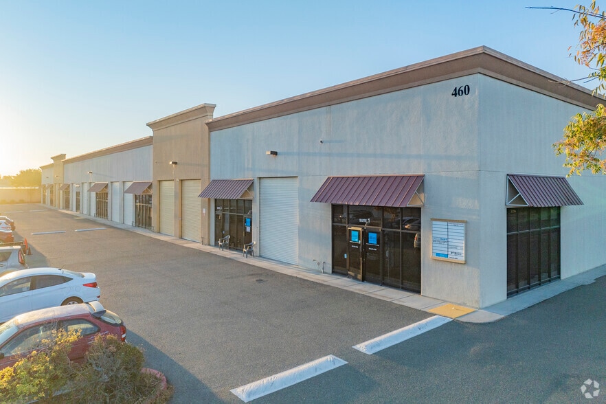 More Photos Of 460 W Larch Rd, Tracy Warehouse For Sale