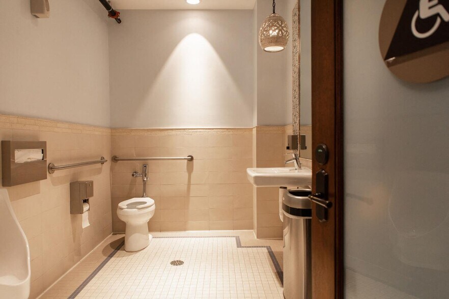 More Photos Of 21 S California St, Ventura Office For Lease