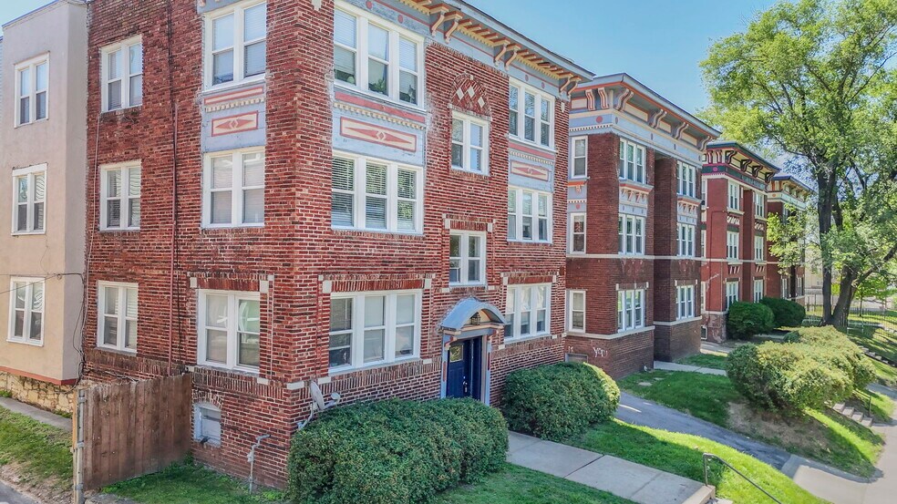 More Photos Of 4017-4023 Harrison St, Kansas City Apartments For Sale