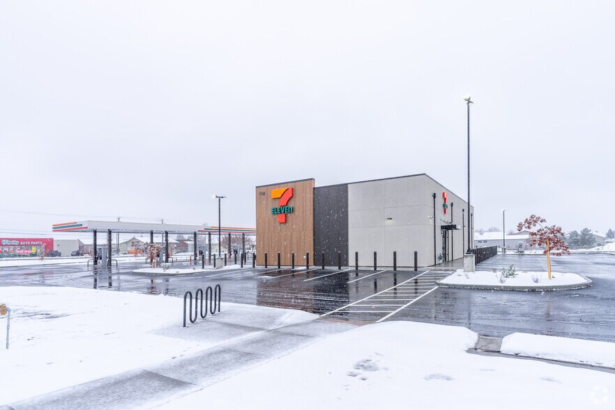 More Photos Of 768 N Pleasant View Rd, Post Falls Warehouse For Lease