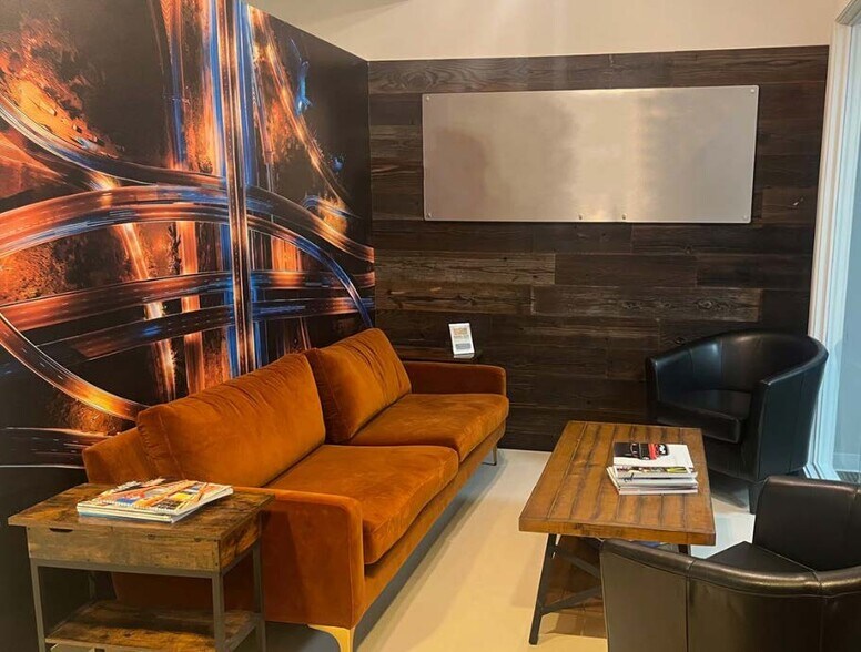 More Photos Of 360 N Main St, Royal Oak Apartments For Lease