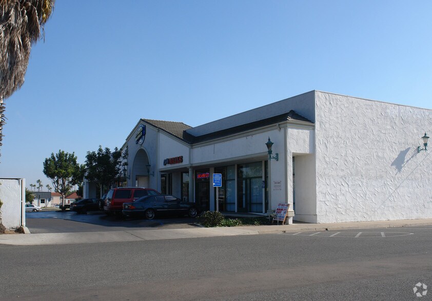 More Photos Of 750 13th St, Imperial Beach General Retail For Lease