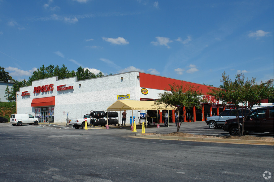 Primary Photo Of 5380 Covington Hwy, Decatur Auto Repair For Lease