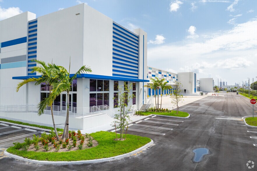 Primary Photo Of 2260 NW 27th Ave, Miami Refrigeration Cold Storage For Lease