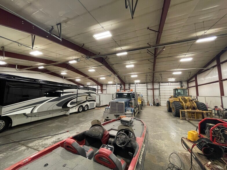 More Photos Of 3532 Hwy 58, Fairview Warehouse For Sale