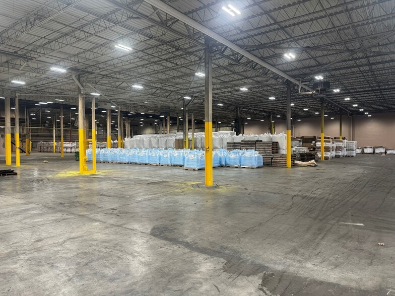 More Photos Of 700 W 1st St, Birdsboro Warehouse For Sale