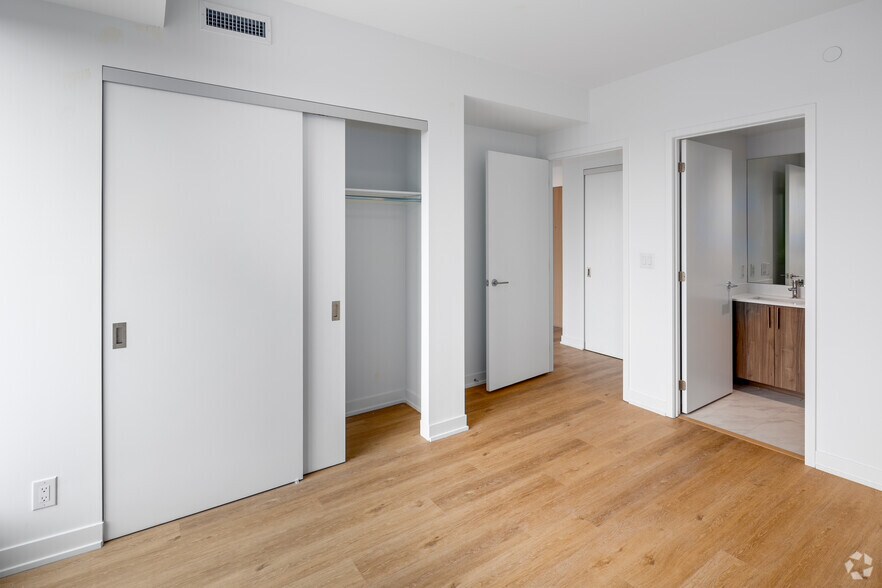 More Photos Of 9 Croham Rd, Toronto Apartments For Lease