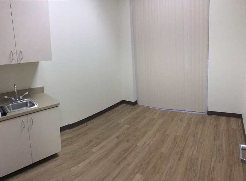 More Photos Of 6725 S Eastern Ave, Las Vegas Medical For Lease