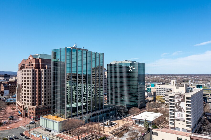 More Photos Of 1 Constitution Plz, Hartford Office For Lease