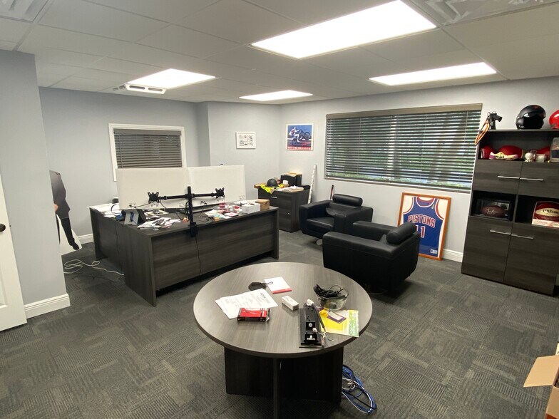 More Photos Of 2101 NW 33rd St, Pompano Beach Unknown For Lease