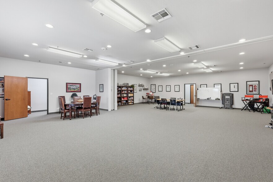 More Photos Of 3605 Yucca Dr, Flower Mound Medical For Lease