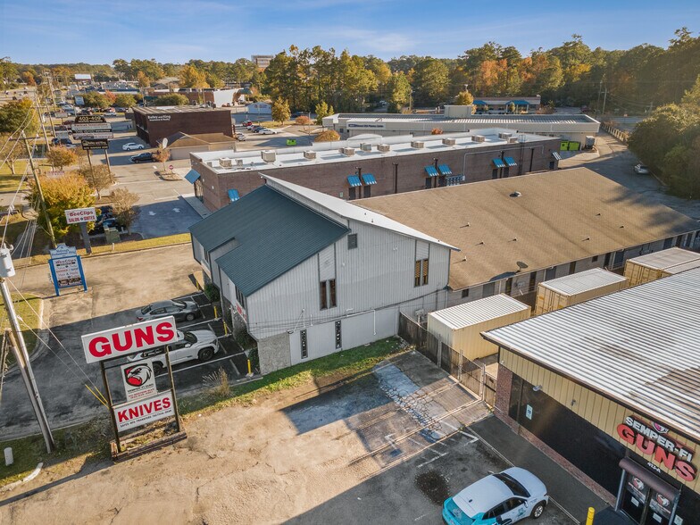 More Photos Of 411 Western Blvd, Jacksonville Office For Sale