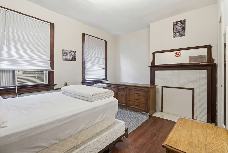 More Photos Of 215 S Braddock Ave, Pittsburgh Apartments For Sale