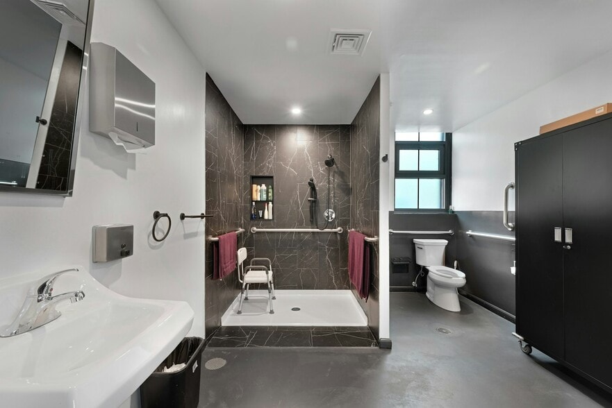 More Photos Of 259 Kinderkamack Rd, Hackensack Loft Creative Space For Sale