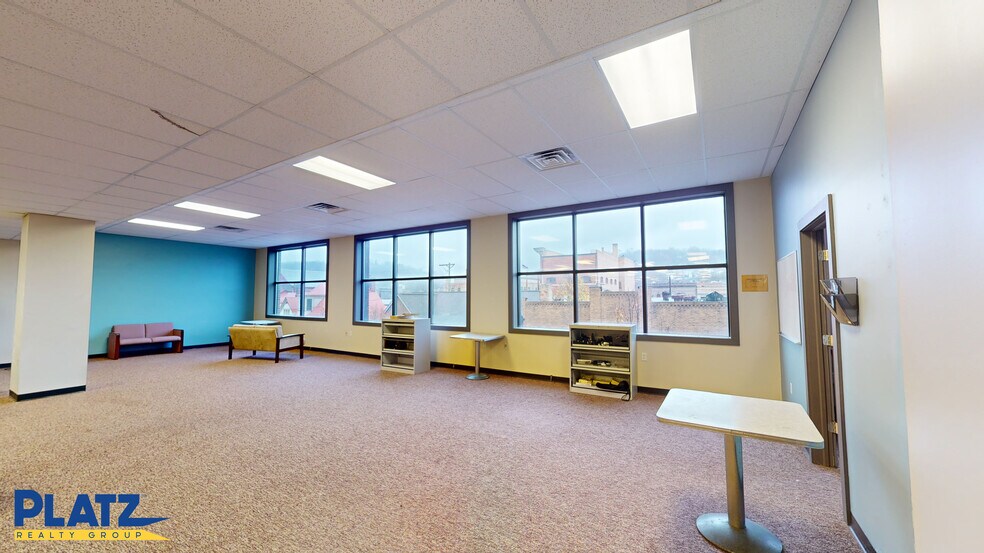More Photos Of 114 W 5th St, East Liverpool Office For Sale