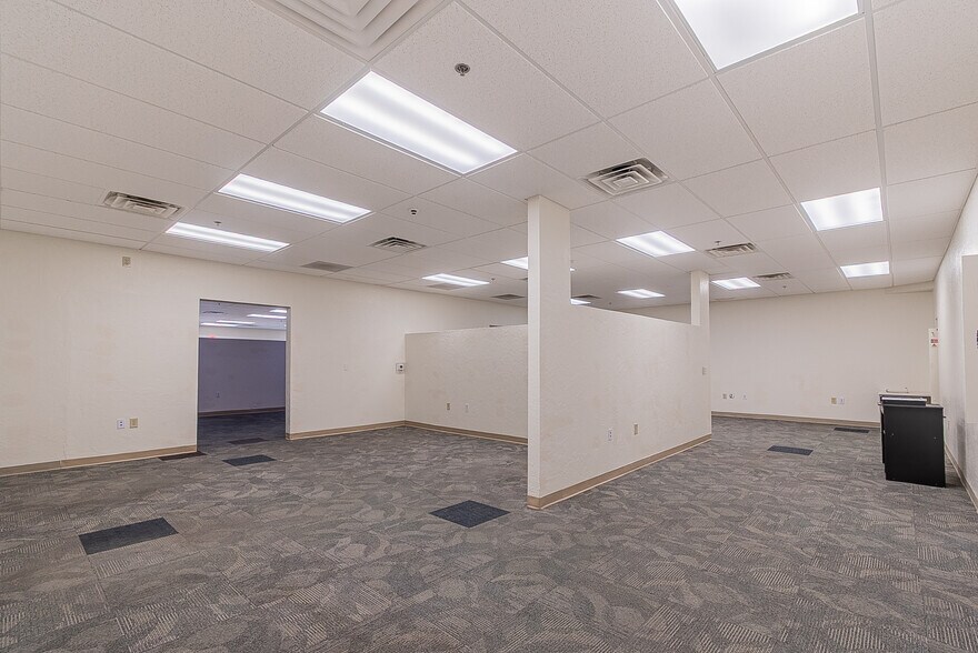 More Photos Of 2550 S 4th Ave, Yuma Freestanding For Lease