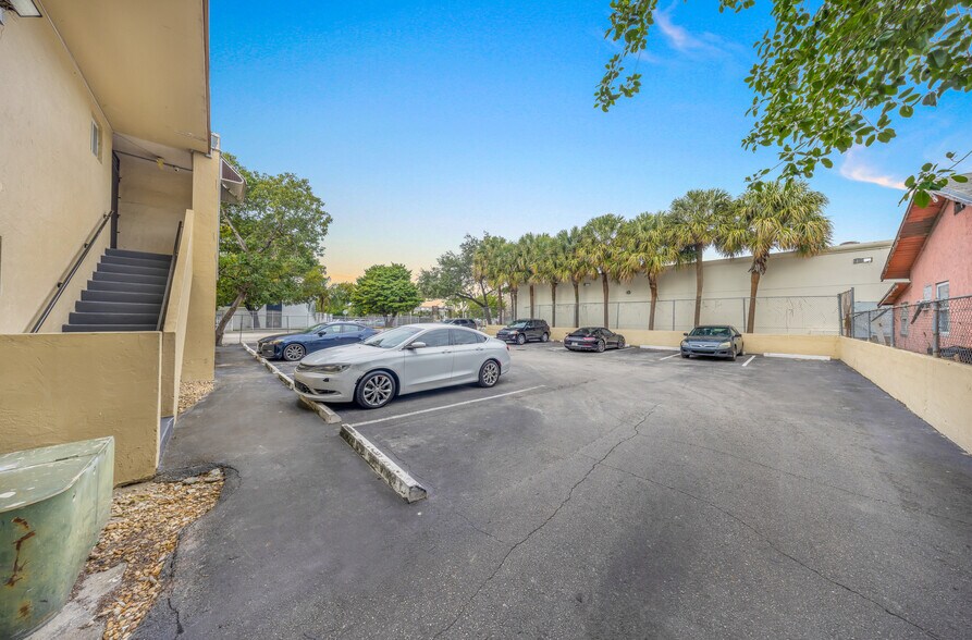 More Photos Of 1 NE 78th St, Miami Apartments For Sale