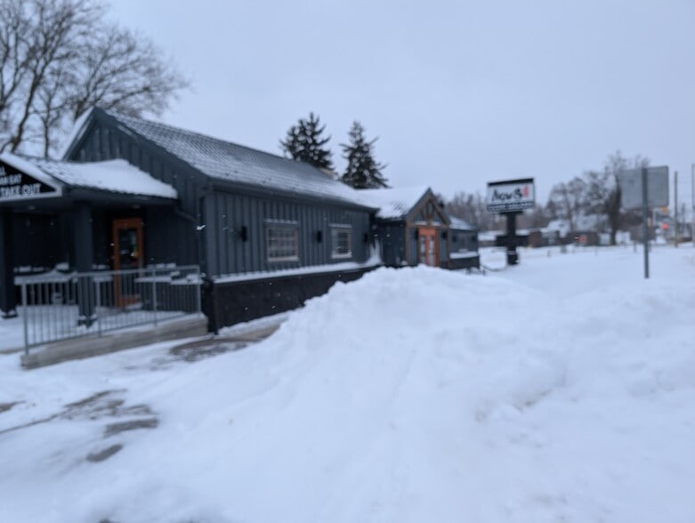 Primary Photo Of 2300 Wharncliffe Rd S, London Restaurant For Sale